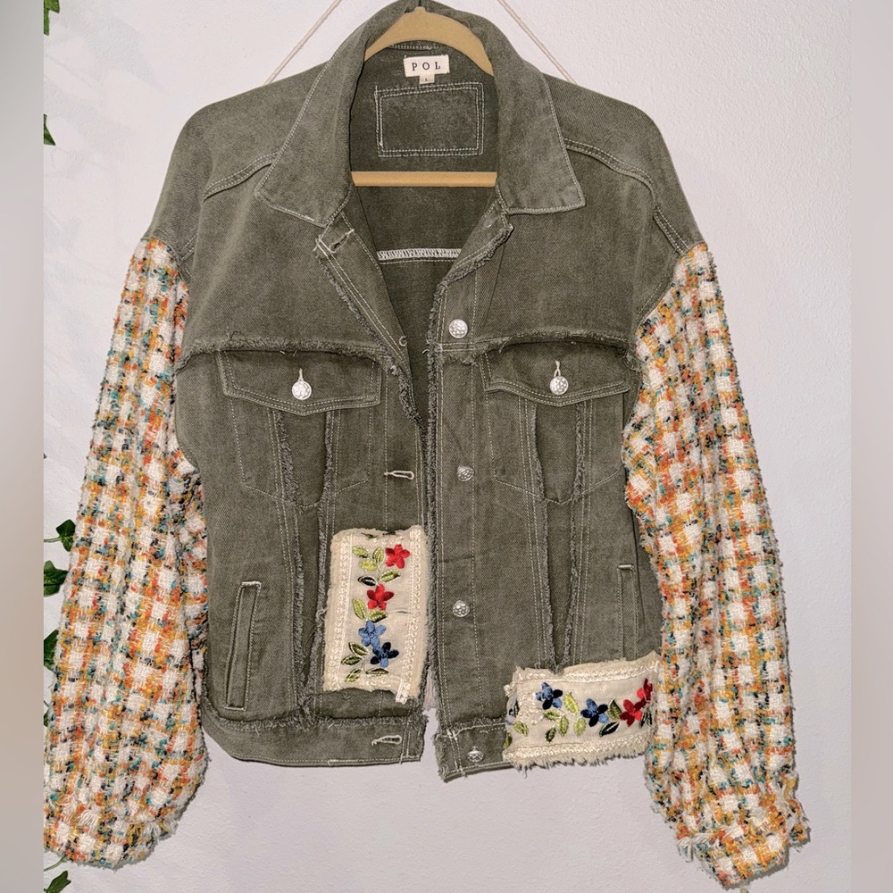 Worn one time Pol Stunning Patches boho Jacket
